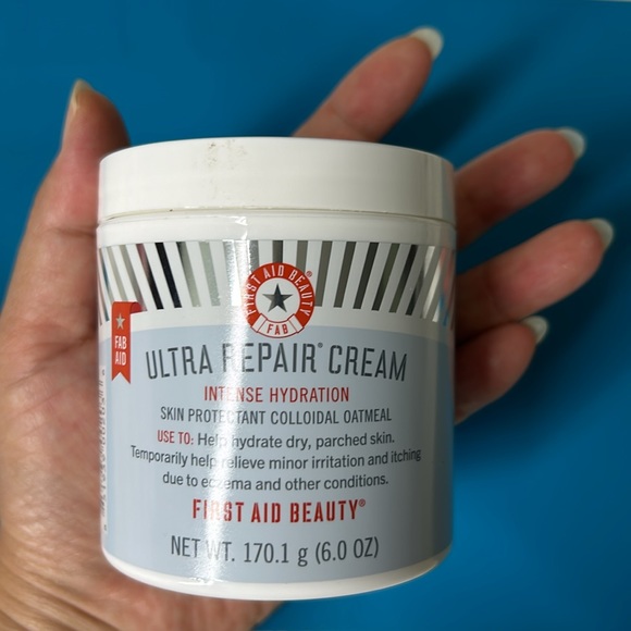 🖤First Aid Beauty Ultra Repair® Cream Intense Hydration - Picture 5 of 6